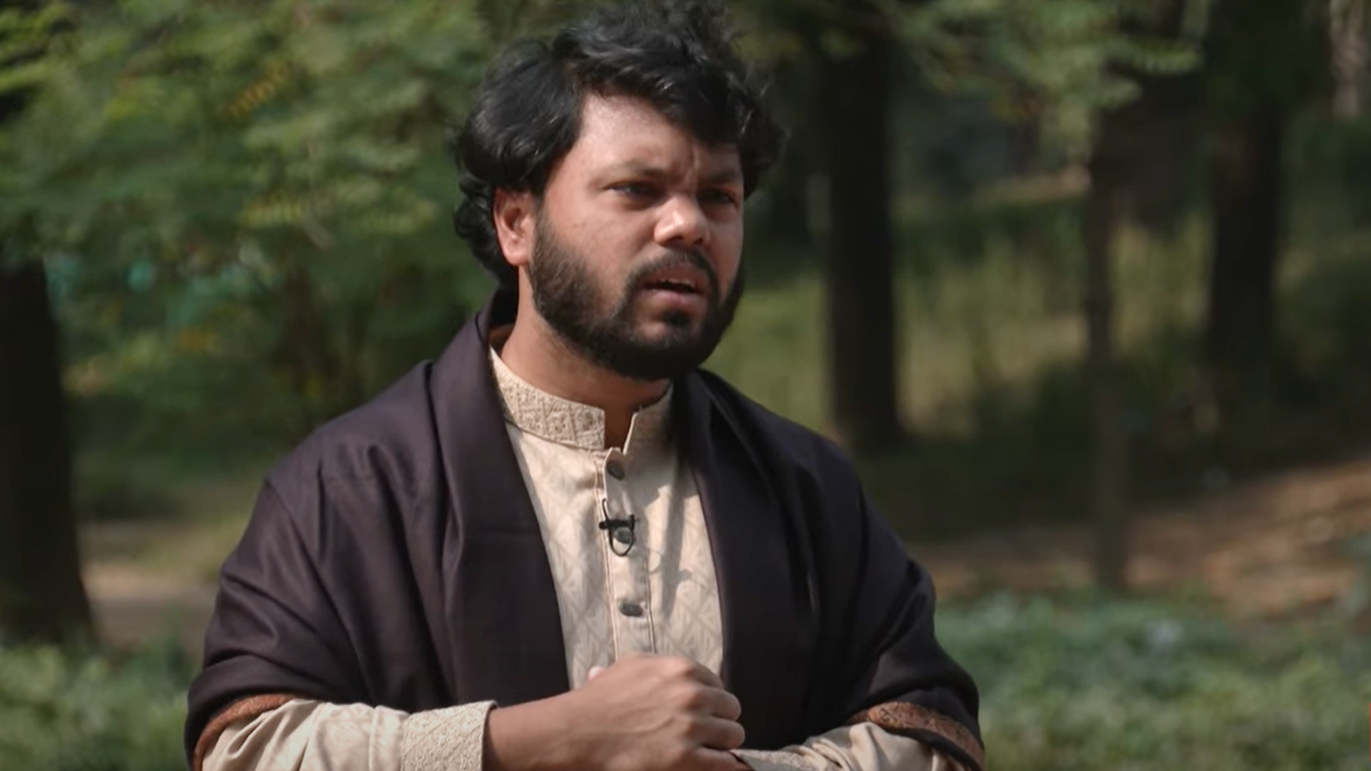 ইনকিলাব মঞ্চের মুখপাত্র শহীদ শরিফ ওসমান হাদির জানা...